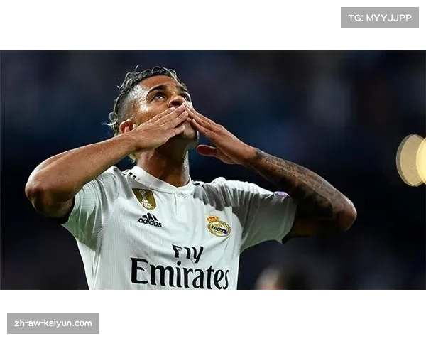 皇马8号传奇球员的辉煌历程及14号球员的历史回顾和现状分析